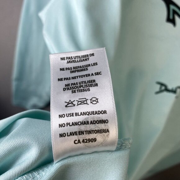 David DunLeavy Performance T-shirt Men's XL Hammerhead Shark Deco Artic Blue EUC - Picture 11 of 12